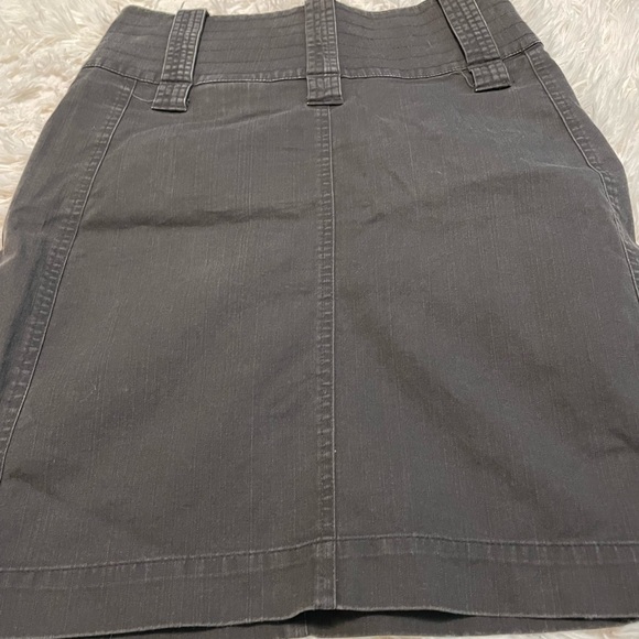 Gorgeous Diesel streetwear style skirt with side slits - Picture 9 of 9